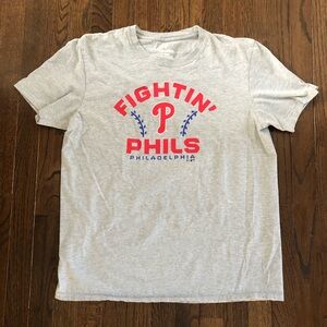 Fanatics Men’s L Light Heathered Gray Philadelphia Phillies MLB Short-Sleeve Tee